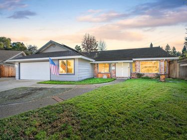 1104 Reef Ct, Roseville, CA 95661