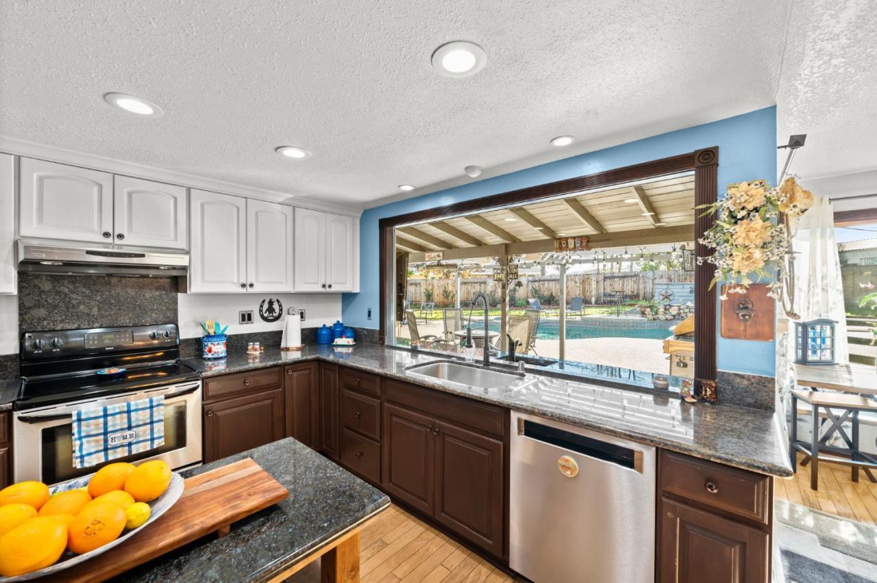 1104 Reef Ct, Roseville, CA 95661 Photo