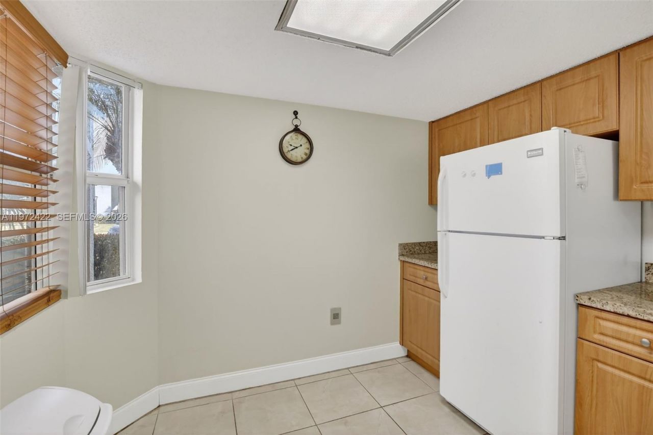 430 SW 113th Way , Unit 430, Pembroke Pines, FL 33025 Photo