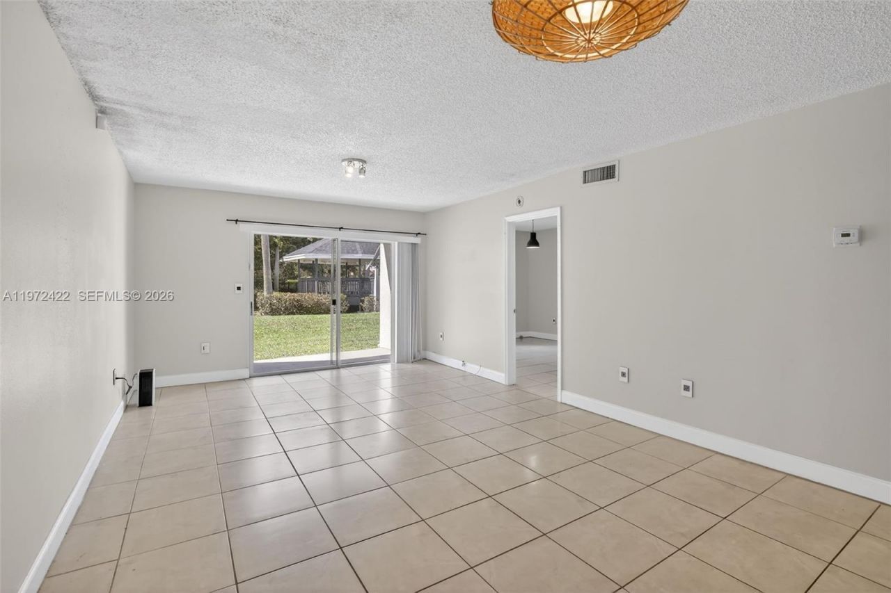 430 SW 113th Way , Unit 430, Pembroke Pines, FL 33025 Photo