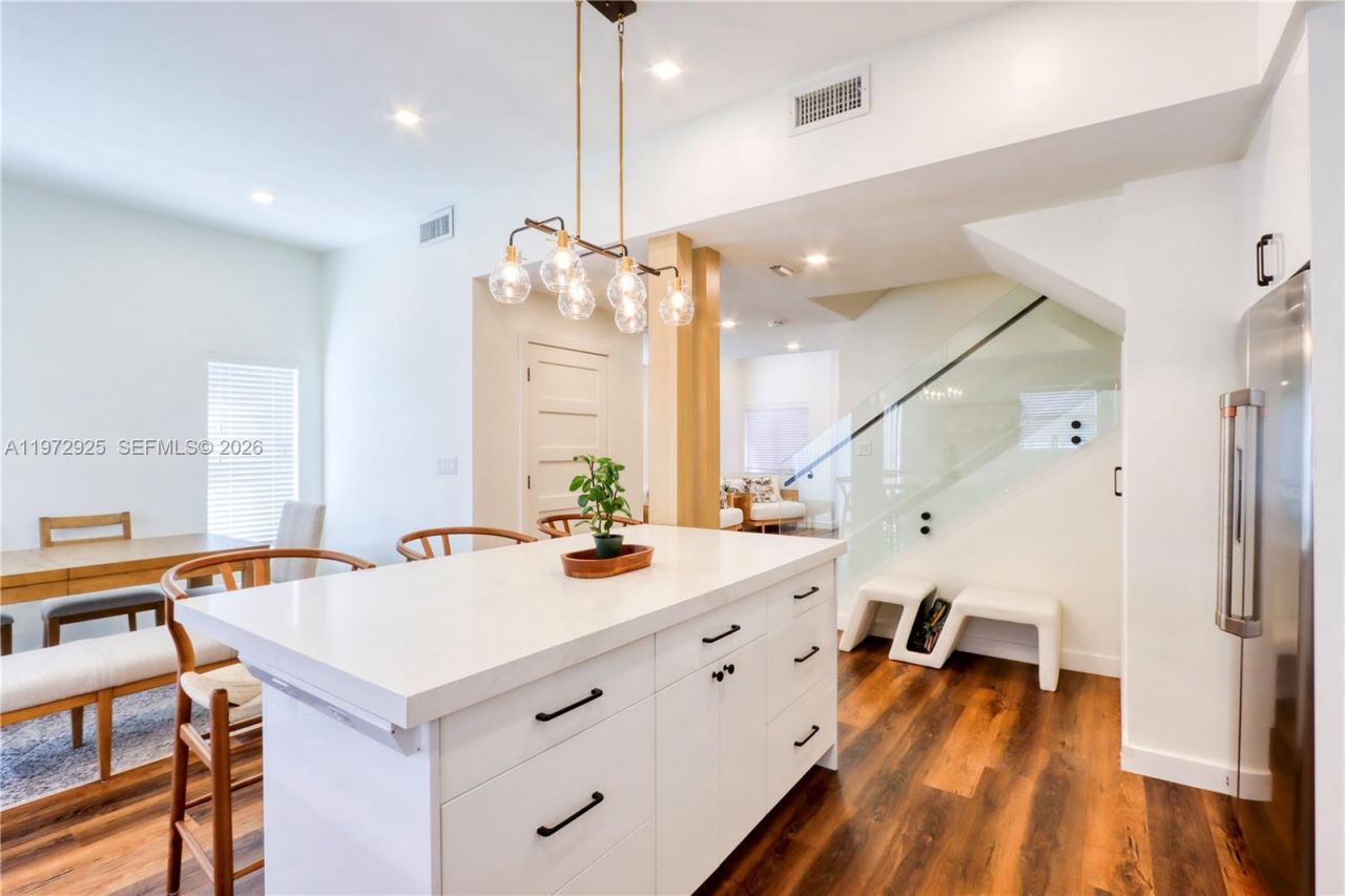 8905 SW 221st Ter , Cutler Bay, FL 33190 Photo