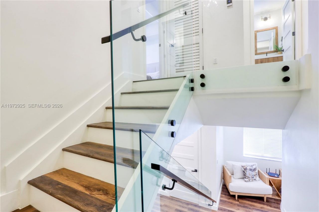 8905 SW 221st Ter , Cutler Bay, FL 33190 Photo