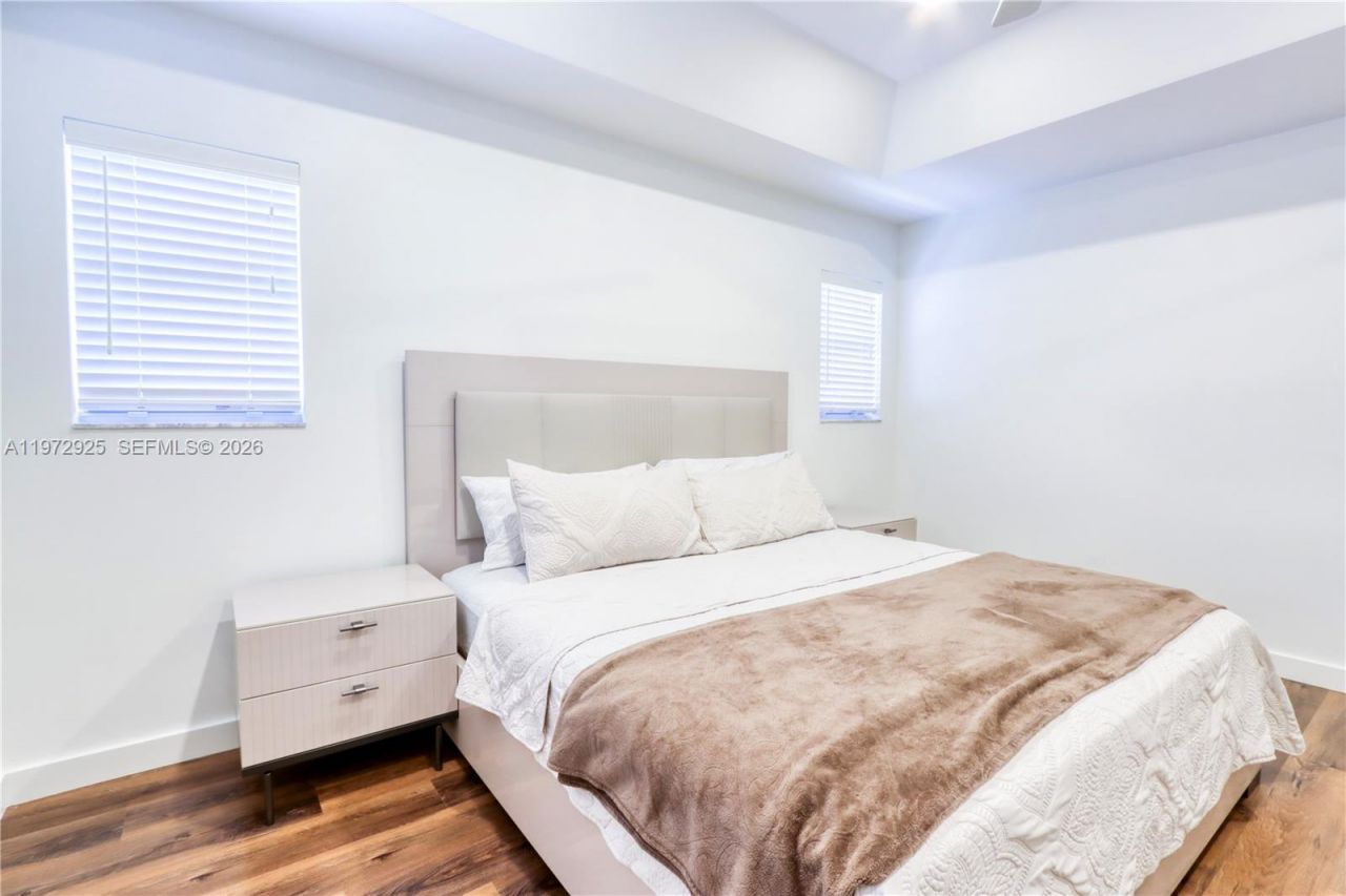 8905 SW 221st Ter , Cutler Bay, FL 33190 Photo