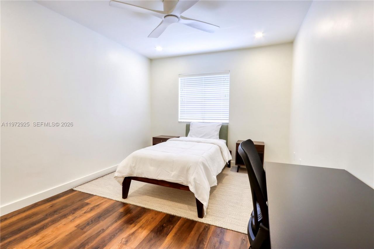 8905 SW 221st Ter , Cutler Bay, FL 33190 Photo