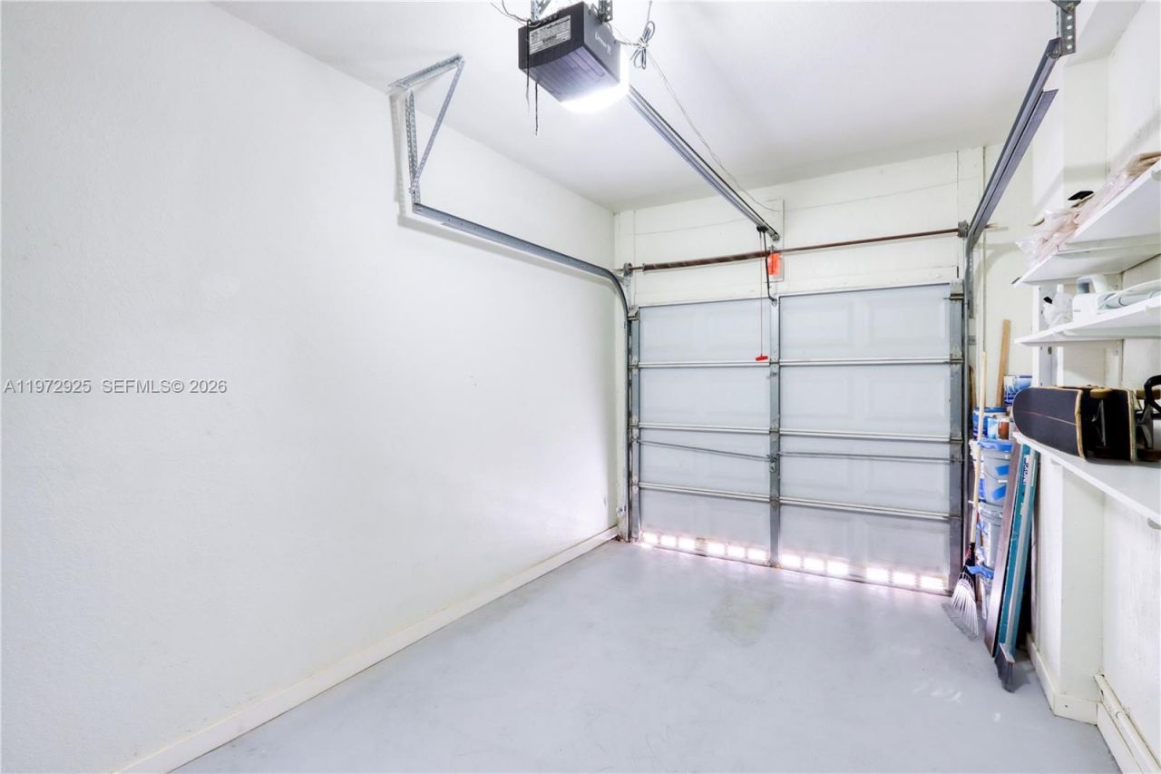 8905 SW 221st Ter , Cutler Bay, FL 33190 Photo