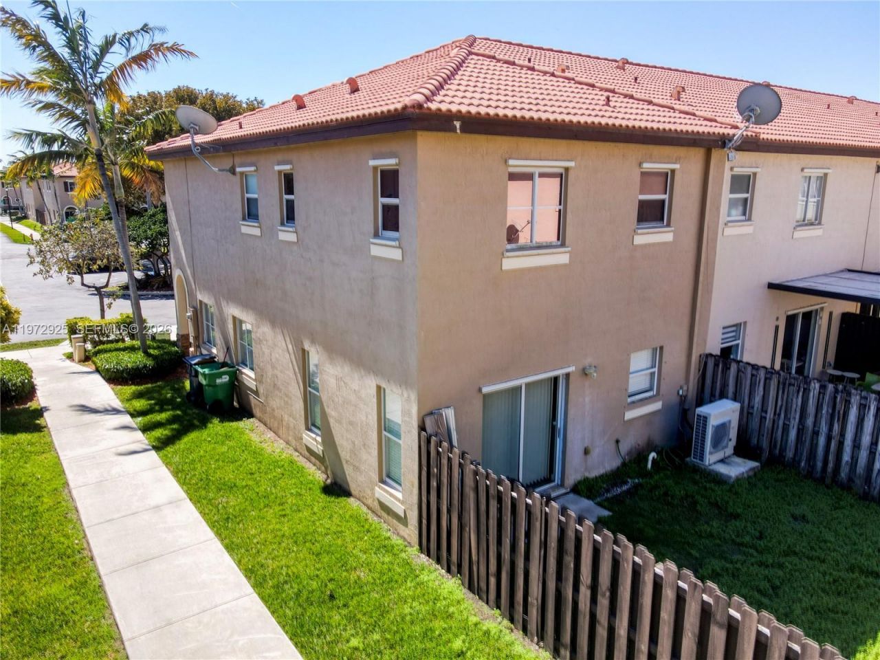 8905 SW 221st Ter , Cutler Bay, FL 33190 Photo