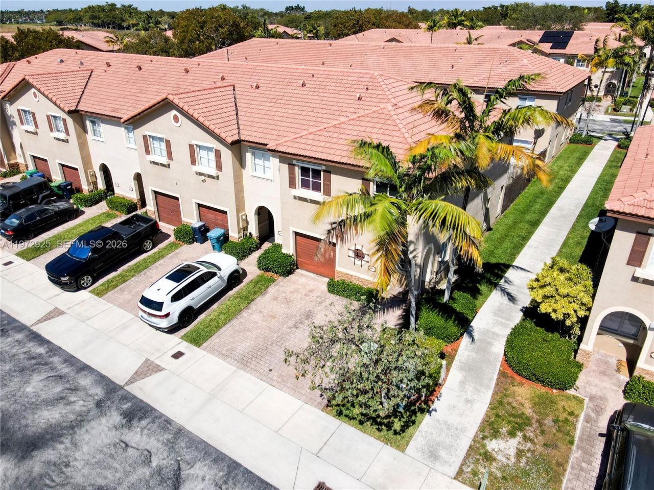 8905 SW 221st Ter , Cutler Bay, FL 33190 Photo