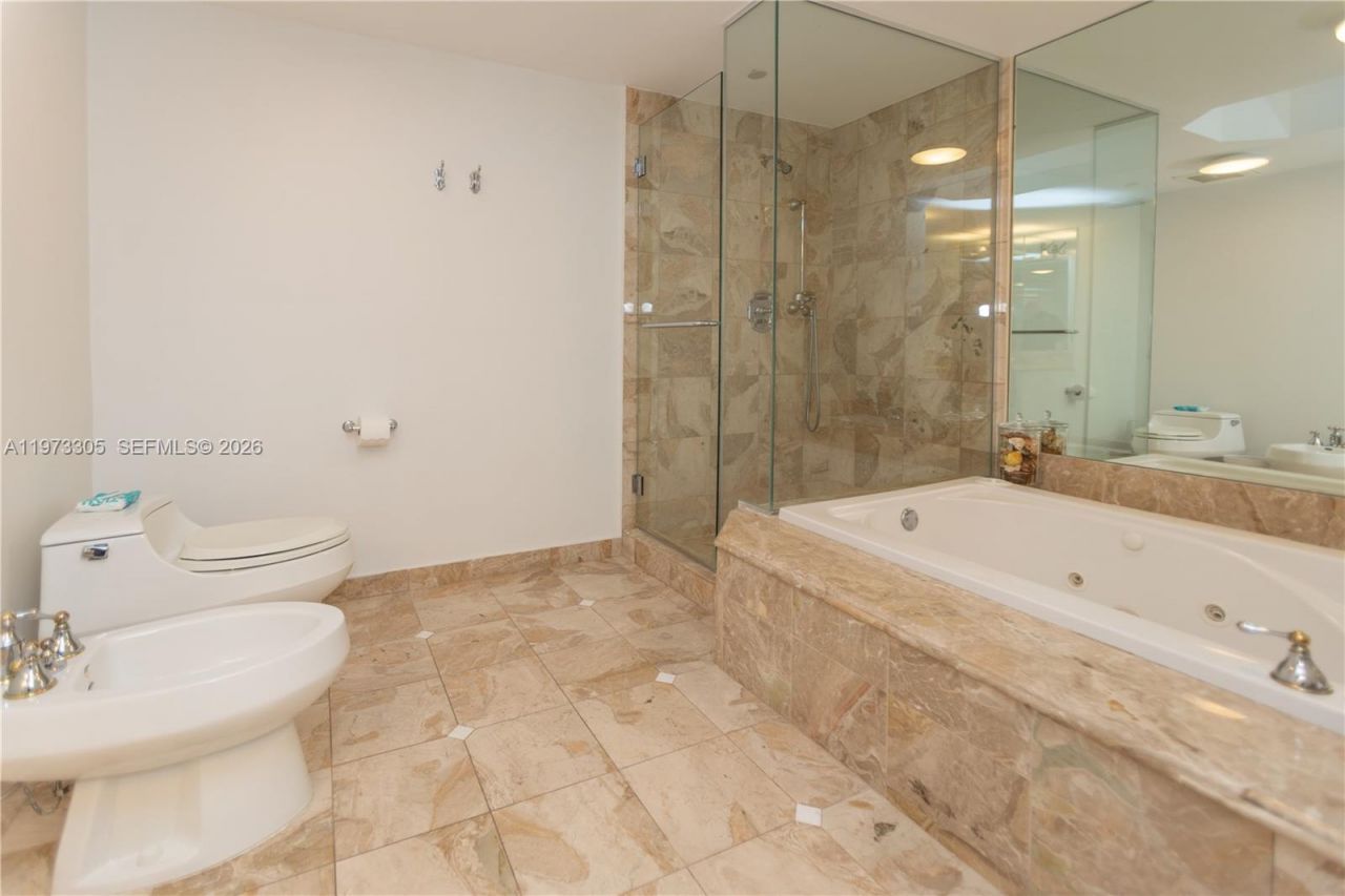 9595 Collins Ave , Unit N6-F, Surfside, FL 33154 Photo