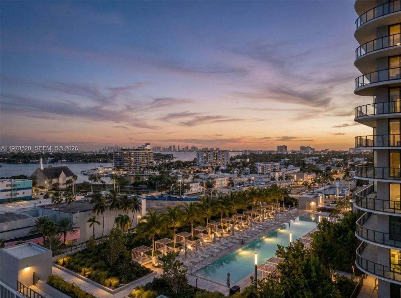 580 72nd St, Unit 1801, Miami Beach, FL 33141 Photo