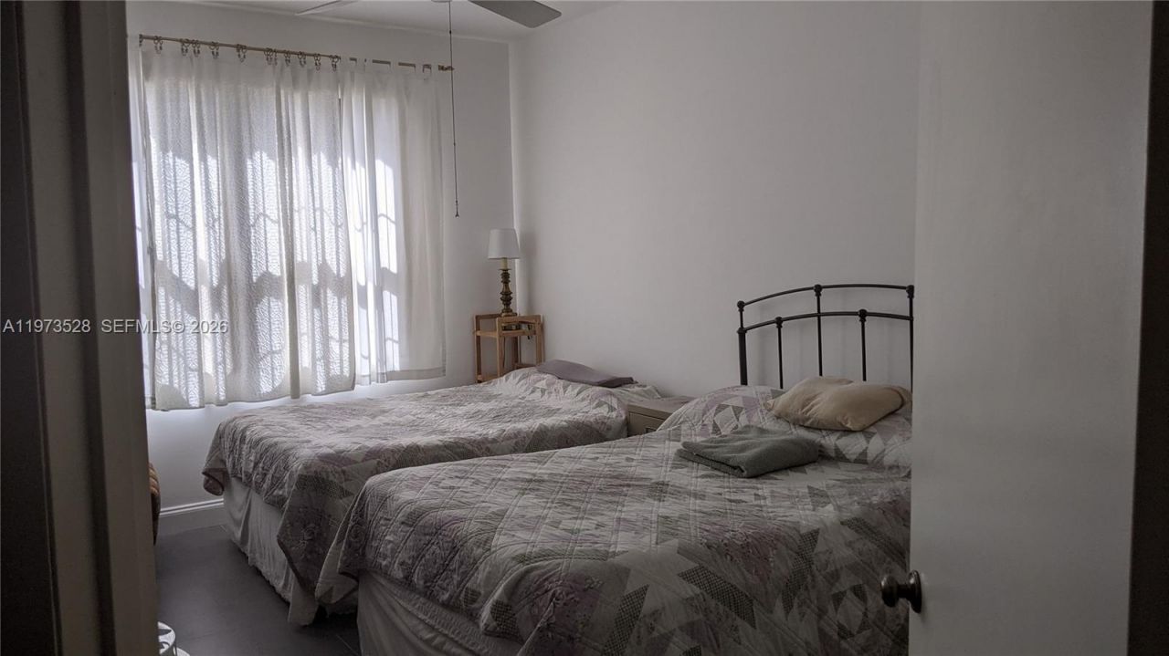 15509 N Miami Lakeway N , Unit 102, Miami Lakes, FL 33014 Photo