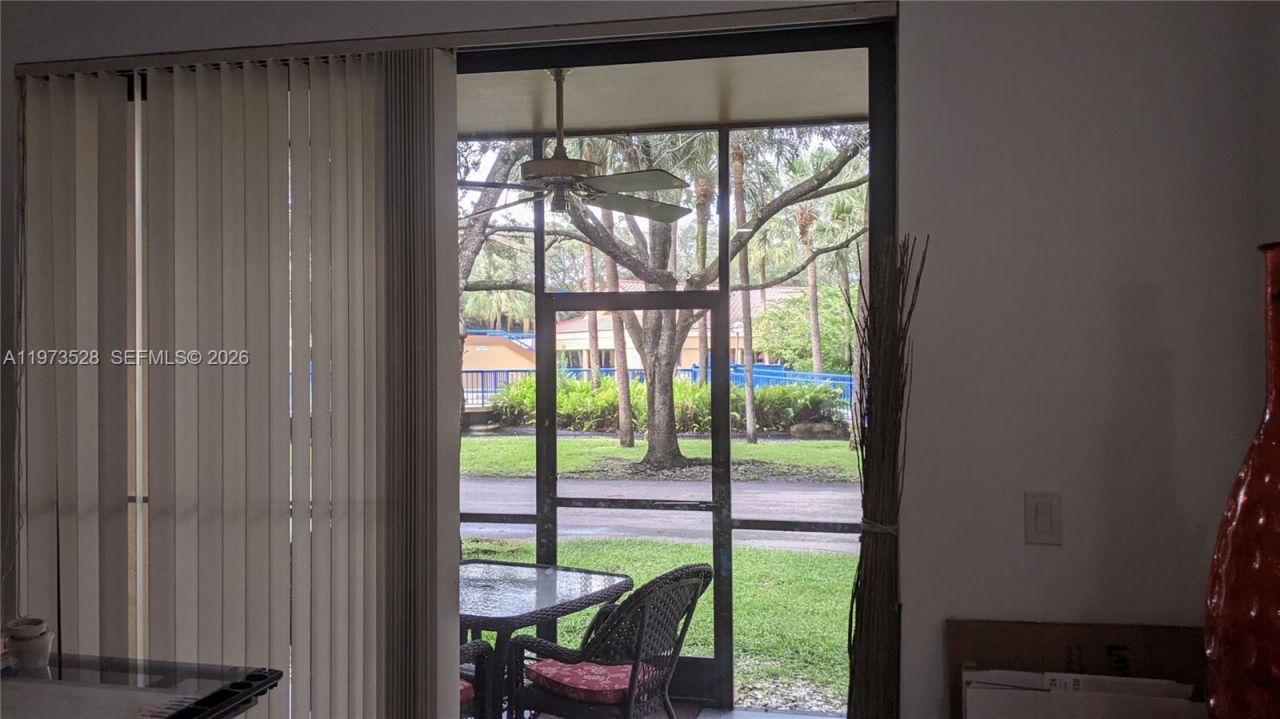 15509 N Miami Lakeway N , Unit 102, Miami Lakes, FL 33014 Photo