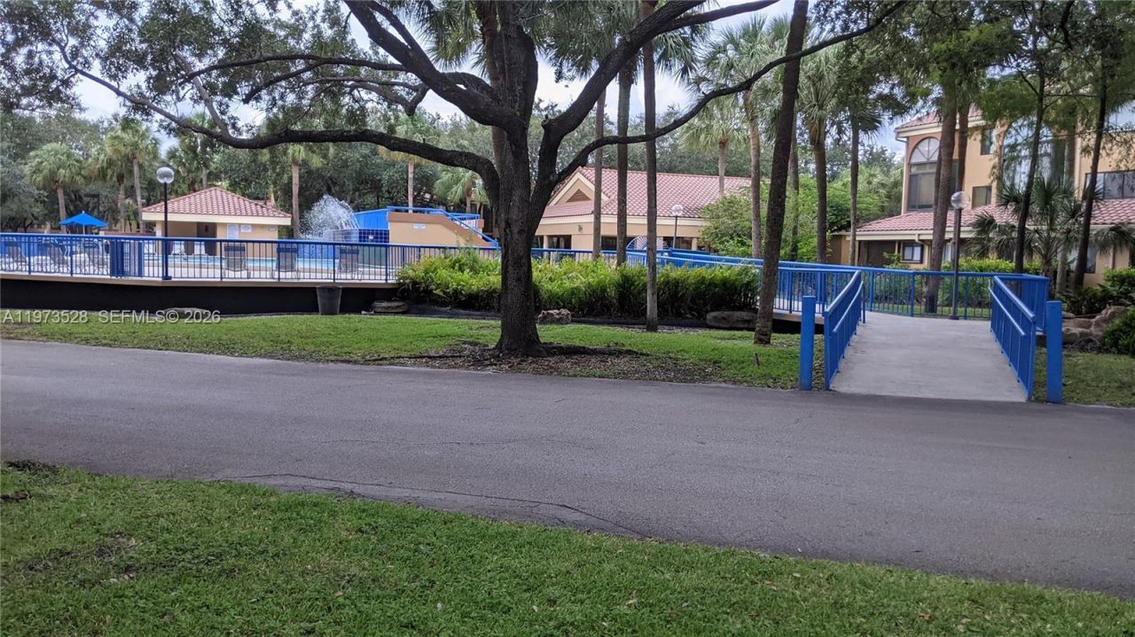 15509 N Miami Lakeway N , Unit 102, Miami Lakes, FL 33014 Photo