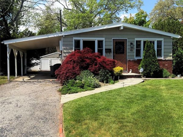 15 Maple Street, West Babylon, NY 11704
