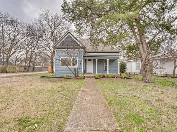 114 E Ross Street, Waxahachie, TX 75165
