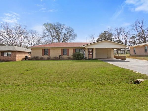 208 Dancer Drive, Longview, TX 75604