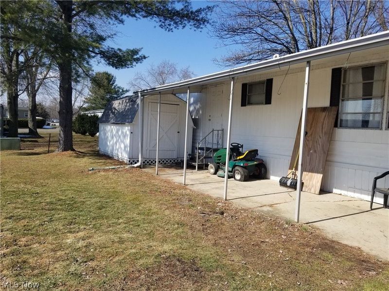 20 Cherokee Lane, Unit 20, Creston, OH 44217 Photo 2