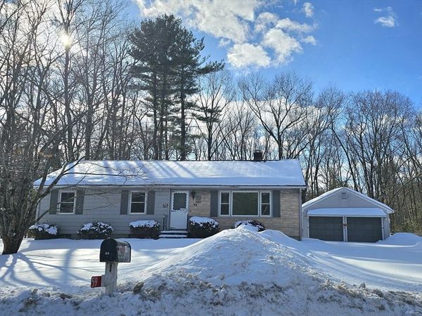 59 North Hatfield Rd, Hatfield, MA 01038