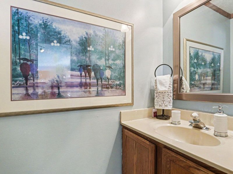 8484 Payson Drive, Lewis Center, OH 43035 Photo 15