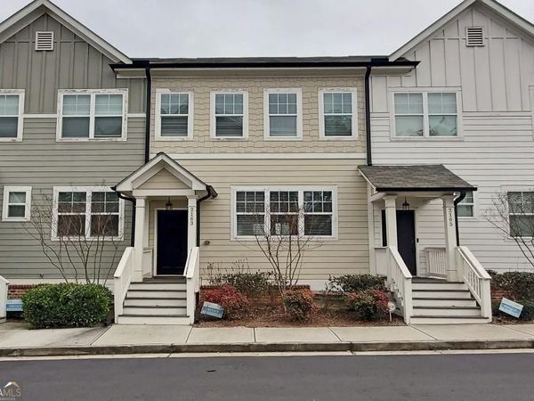 2163 Wiggins Walk, Atlanta, GA 30316