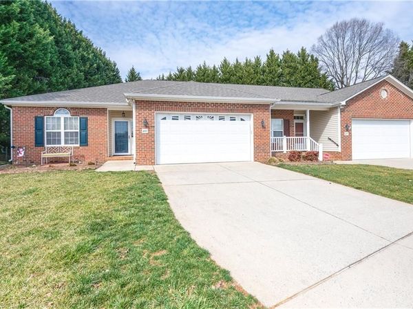 401 Peace Rollins Court , Kernersville, NC 27284