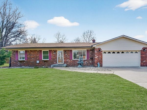680 Colonial Way , Greenwood, IN 46142