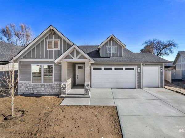 1720 N Green Pine Ln, Star, ID 83669