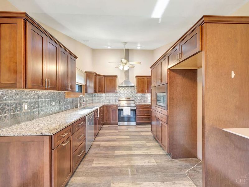 3311 Starhaven Trail, Green Township, OH 45248 Photo 10