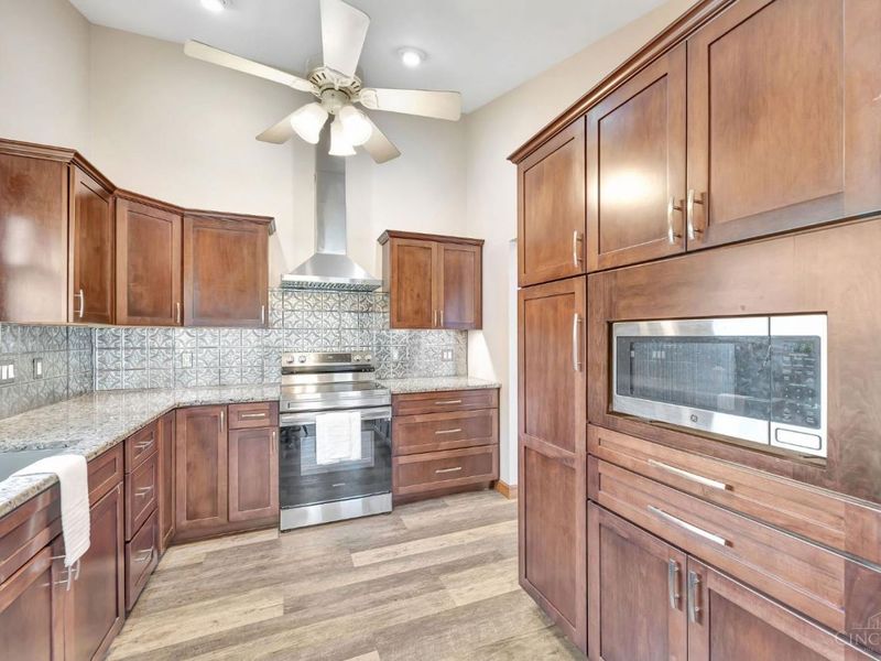 3311 Starhaven Trail, Green Township, OH 45248 Photo 13