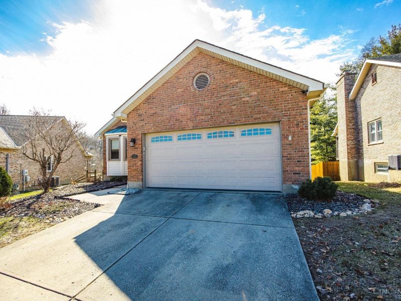 3311 Starhaven Trail, Green Township, OH 45248 Photo 2