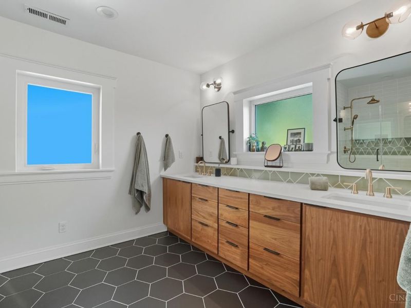 6006 Grand Vista Avenue, Cincinnati, OH 45213 Photo 22