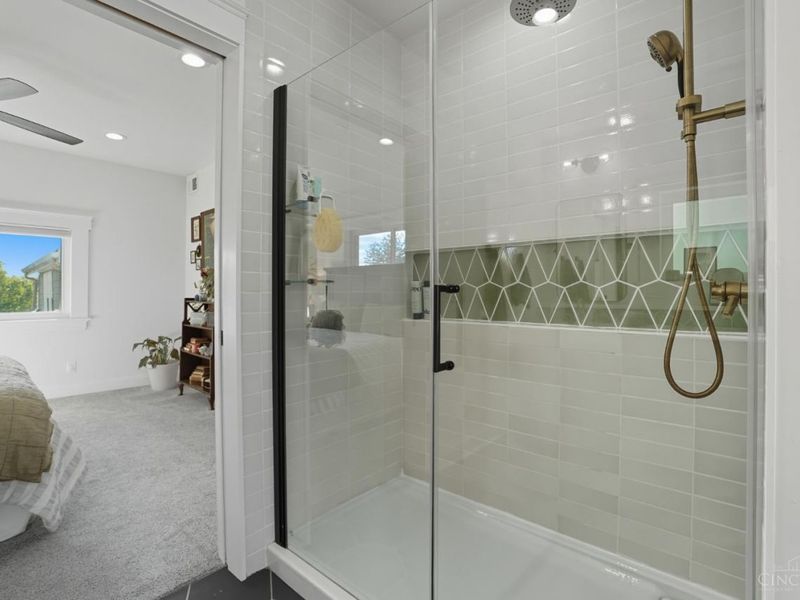 6006 Grand Vista Avenue, Cincinnati, OH 45213 Photo 23