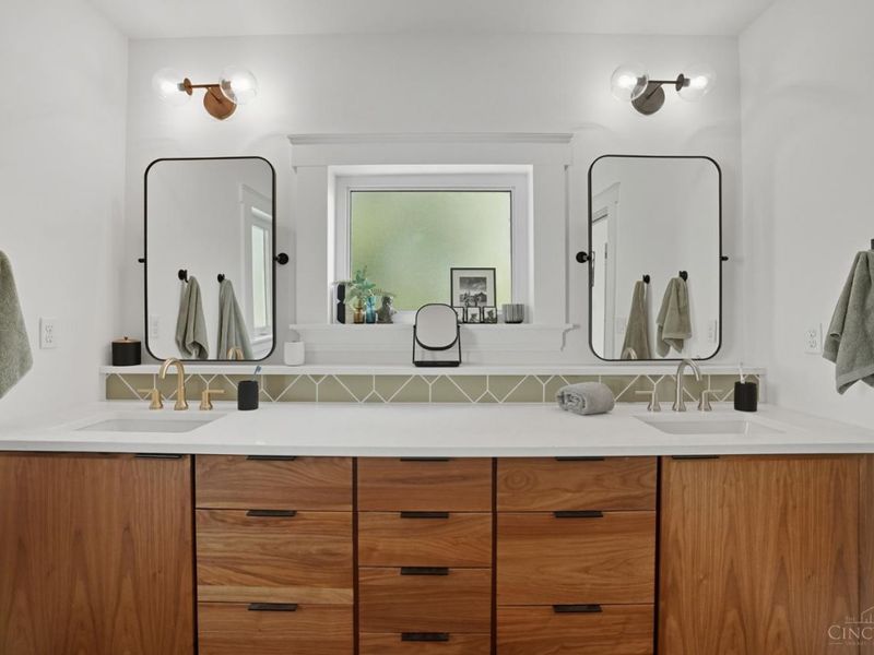 6006 Grand Vista Avenue, Cincinnati, OH 45213 Photo 4