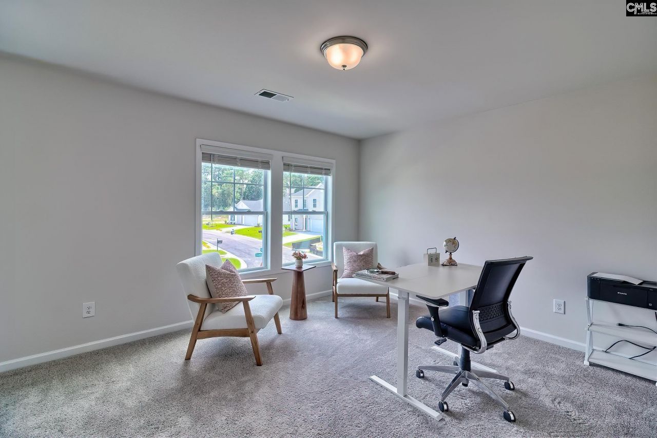 724 Samantha Street Photo 34
