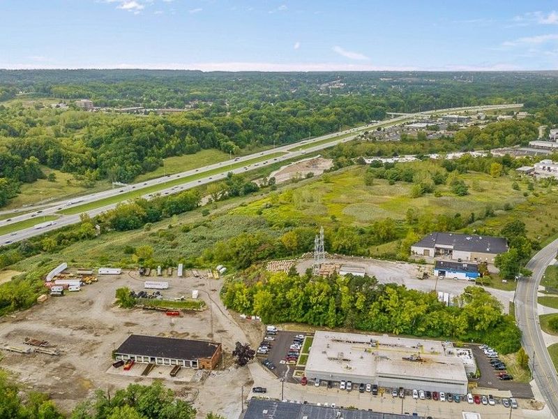 1329 E Schaaf Road, Brooklyn Heights, OH 44131 Photo 7