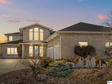 1230 Pelican Bay Place, Lincoln, NE 68528