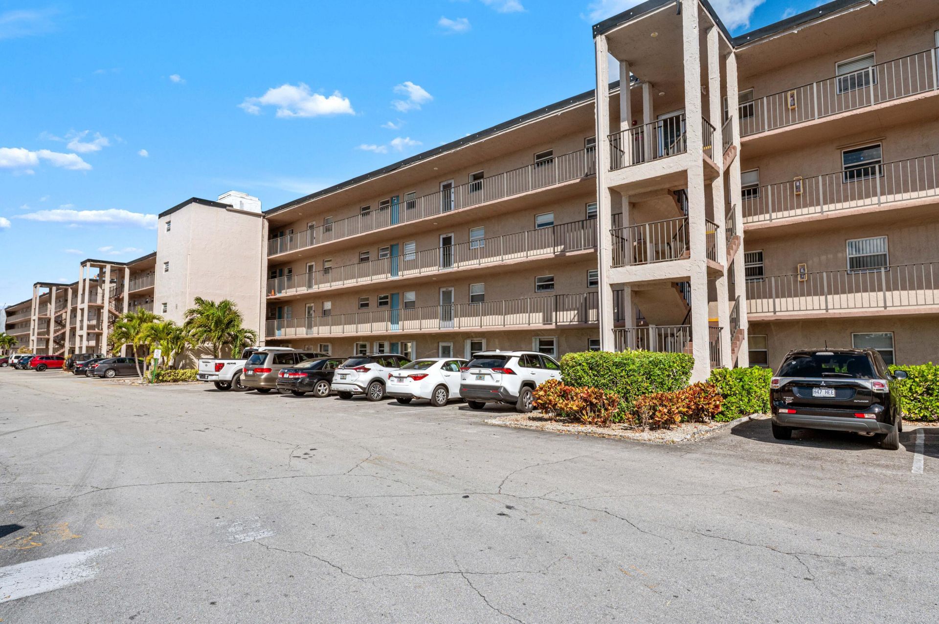 721 Lori Drive, Unit 313, Palm Springs, FL 33461 Photo