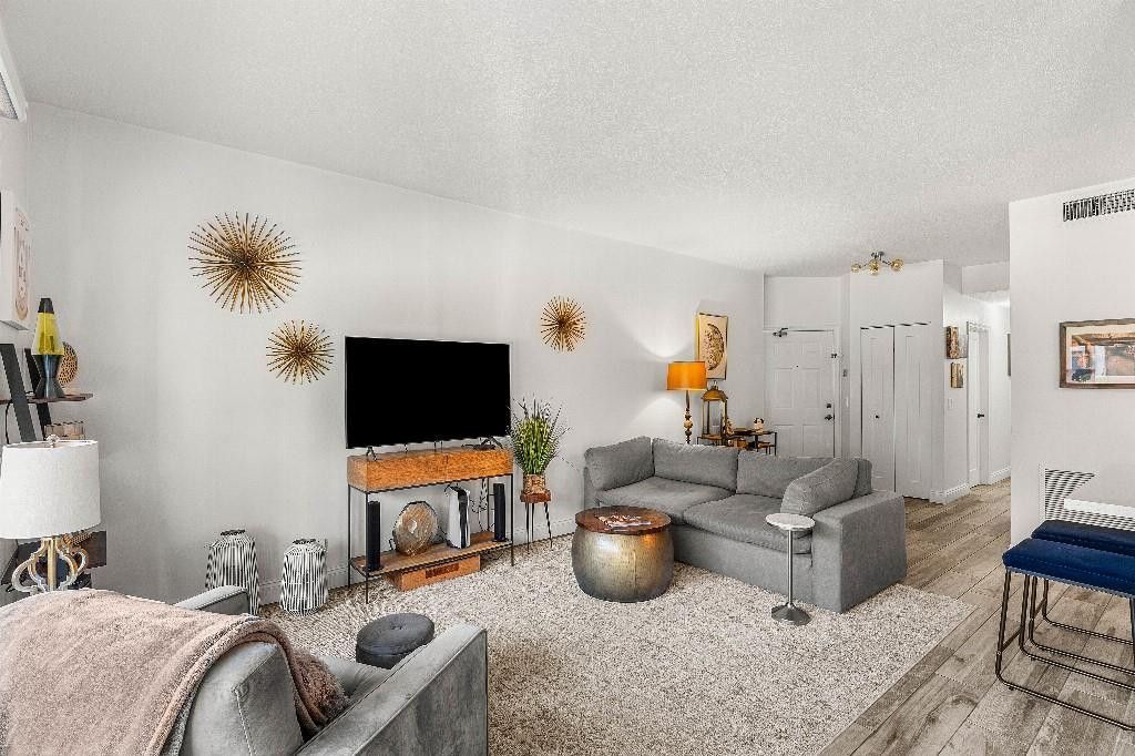 5780 Coach House Cir, Unit C, Boca Raton, FL 33486 Photo