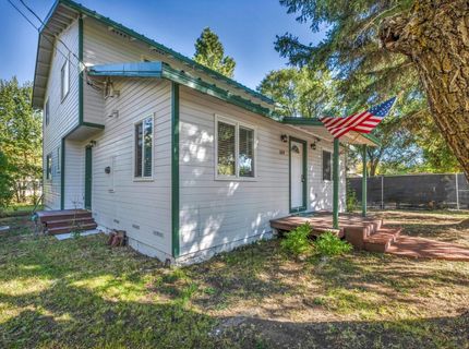 604 Pine Street, Loyalton, CA 96122 Photo