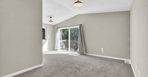 604 Pine Street, Loyalton, CA 96122 Photo