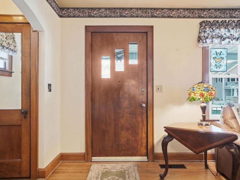 543 Hilltonia Avenue, Columbus, OH 43223 Photo 9