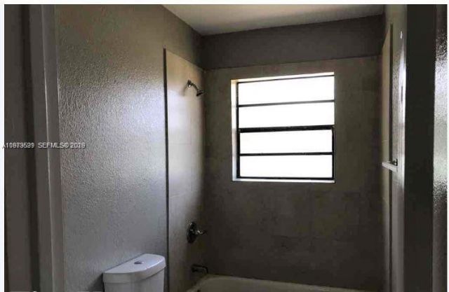 17800 NW 28th Ct, Miami Gardens, FL 33056 Photo