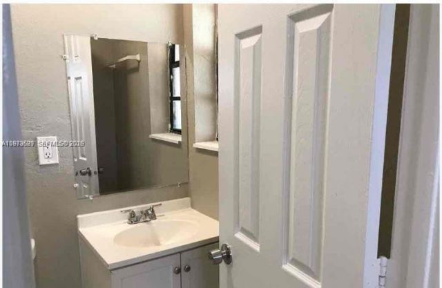 17800 NW 28th Ct, Miami Gardens, FL 33056 Photo