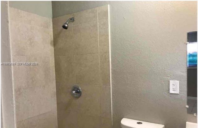 17800 NW 28th Ct, Miami Gardens, FL 33056 Photo