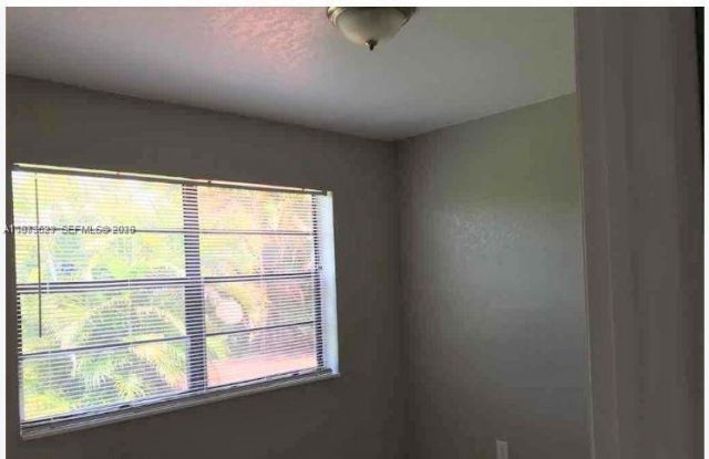 17800 NW 28th Ct, Miami Gardens, FL 33056 Photo