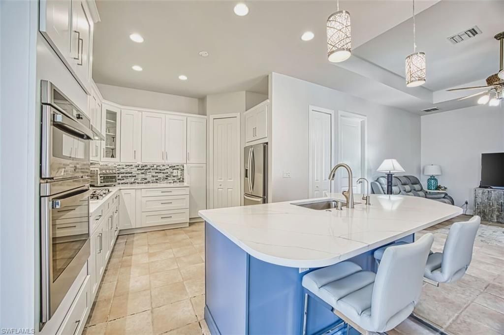 8460 Belle Meade Dr, Fort Myers, FL 33908 Photo