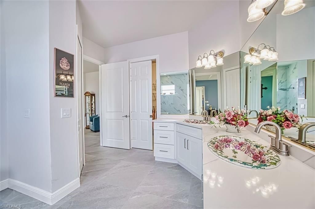 8460 Belle Meade Dr, Fort Myers, FL 33908 Photo