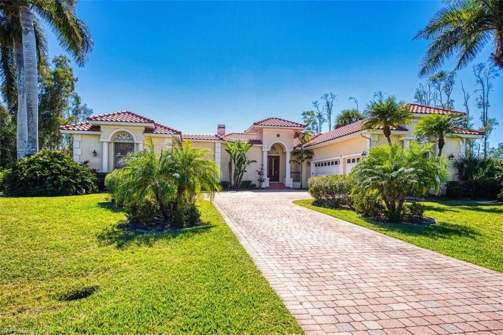 8460 Belle Meade Dr, Fort Myers, FL 33908 Photo