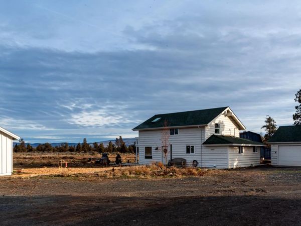 9337 SW Willard Road, Bend, OR 97701