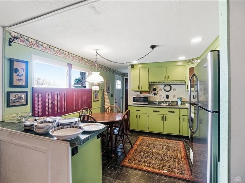 1516 Hyannis Drive, Springfield, OH 45503 Photo 12