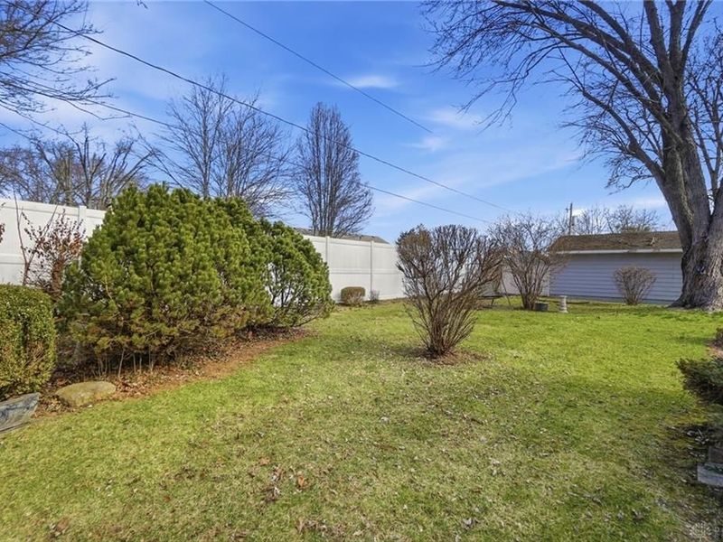 1516 Hyannis Drive, Springfield, OH 45503 Photo 42